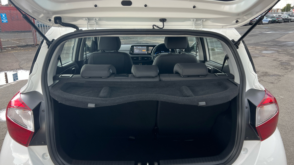 Hyundai I10 Advance Red #24