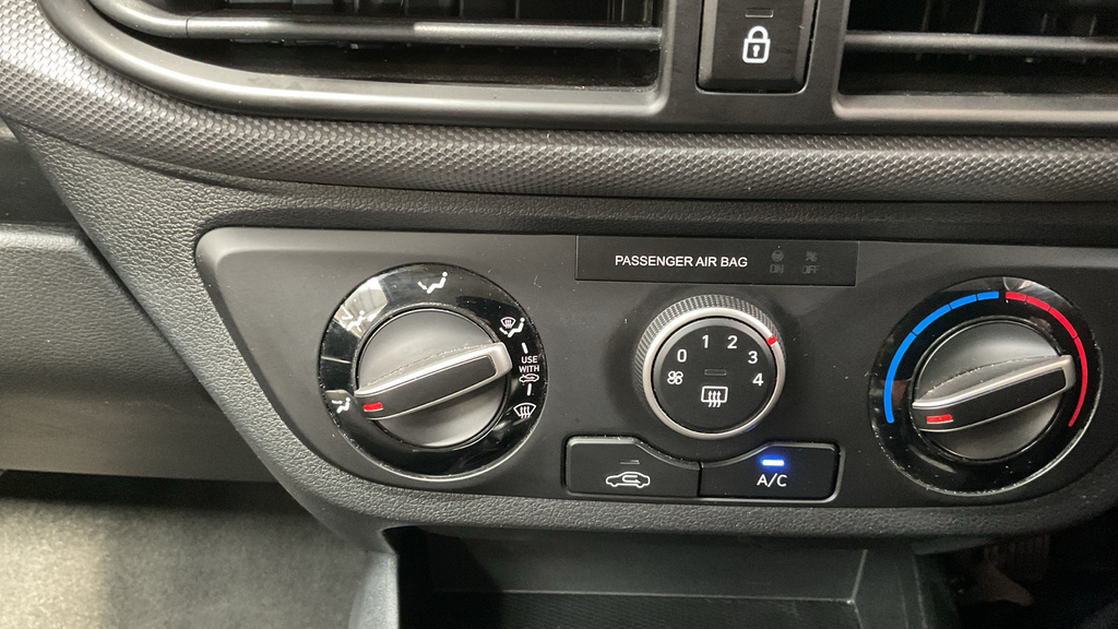 Hyundai I10 Se Connect Blue #13