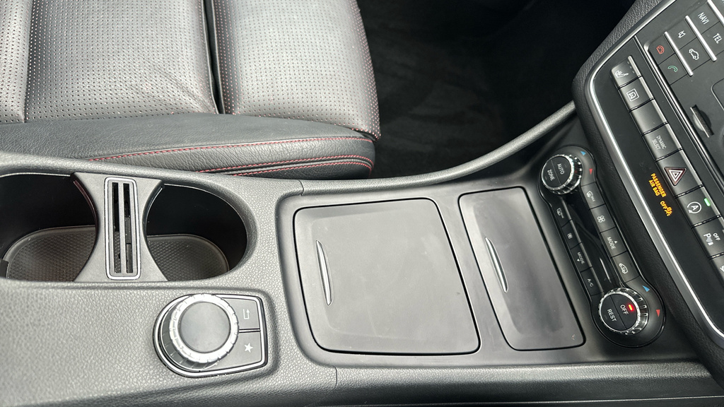Mercedes-Benz GLA Class 2.1L Se Grey #32