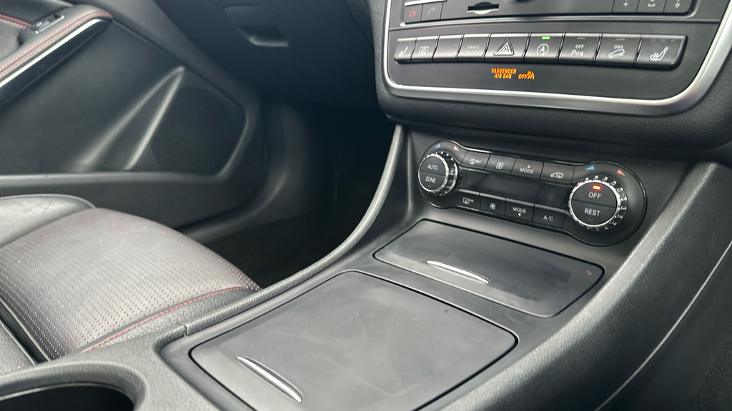 Mercedes-Benz GLA Class 2.1L Se Grey #33