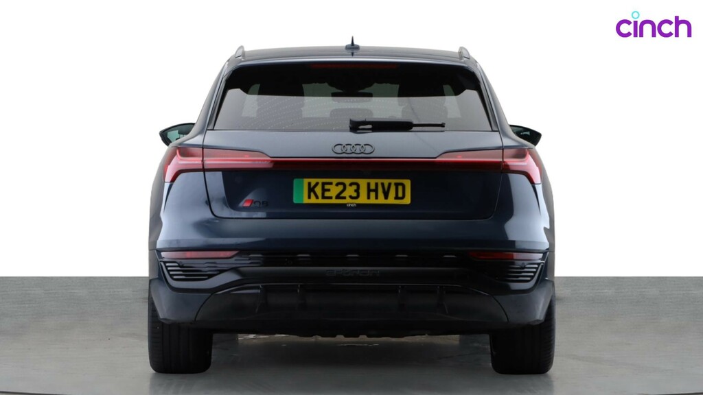 Audi Q8 e tron S Line 55 E-tron Quattro 300,00 Kw Blue #4