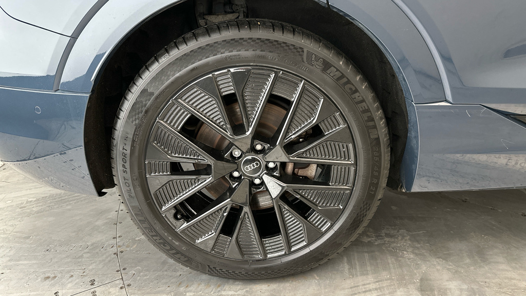 Audi Q8 e tron S Line 55 E-tron Quattro 300,00 Kw Blue #28