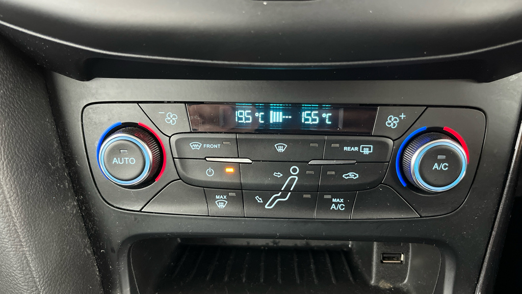 Ford Focus 1.0 Ecoboost 125 Titanium X Blue #11