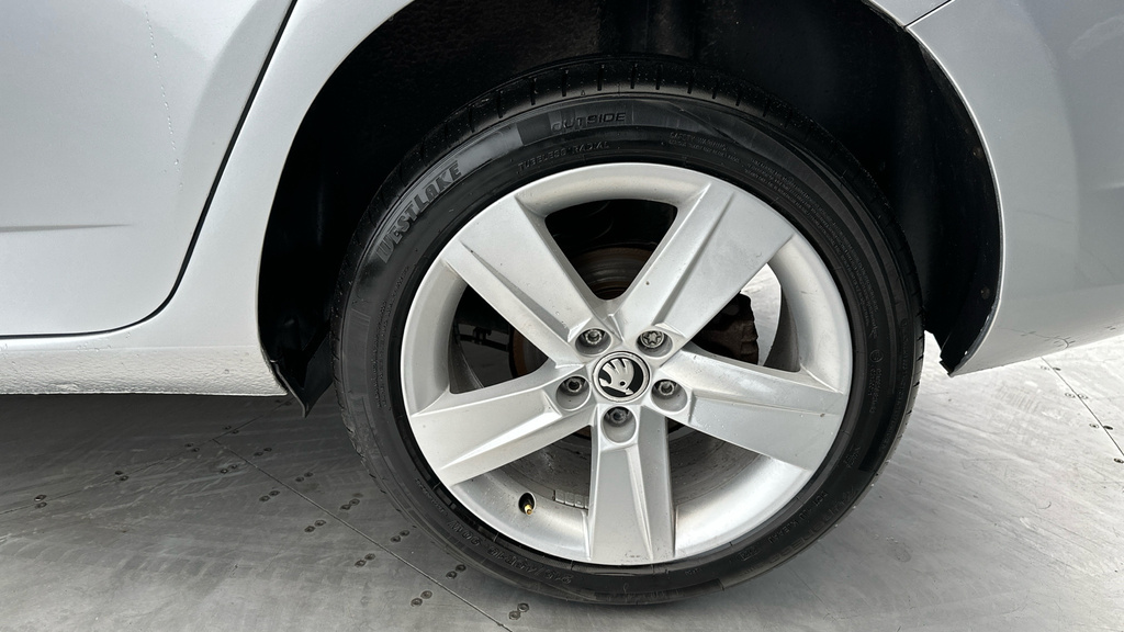 Skoda Fabia Colour Edition Tsi Blue #21