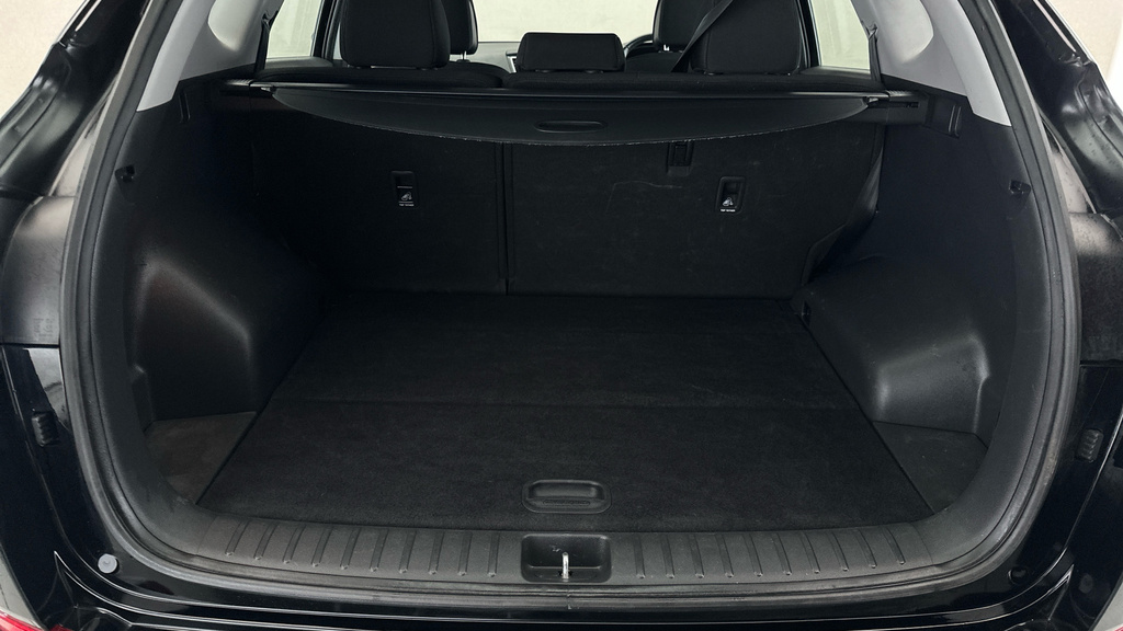 Hyundai Tucson Black #20