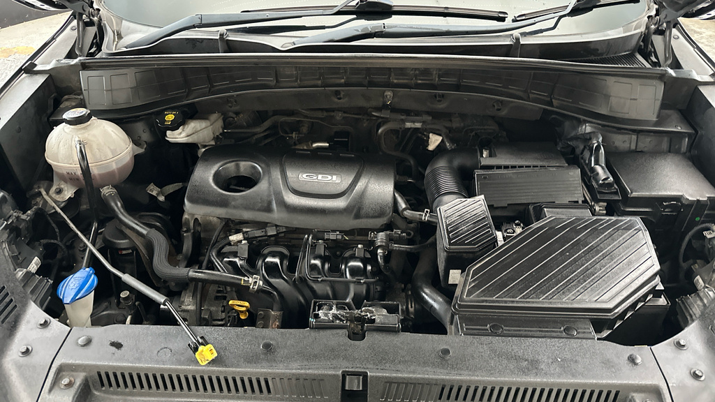 Hyundai Tucson Black #21