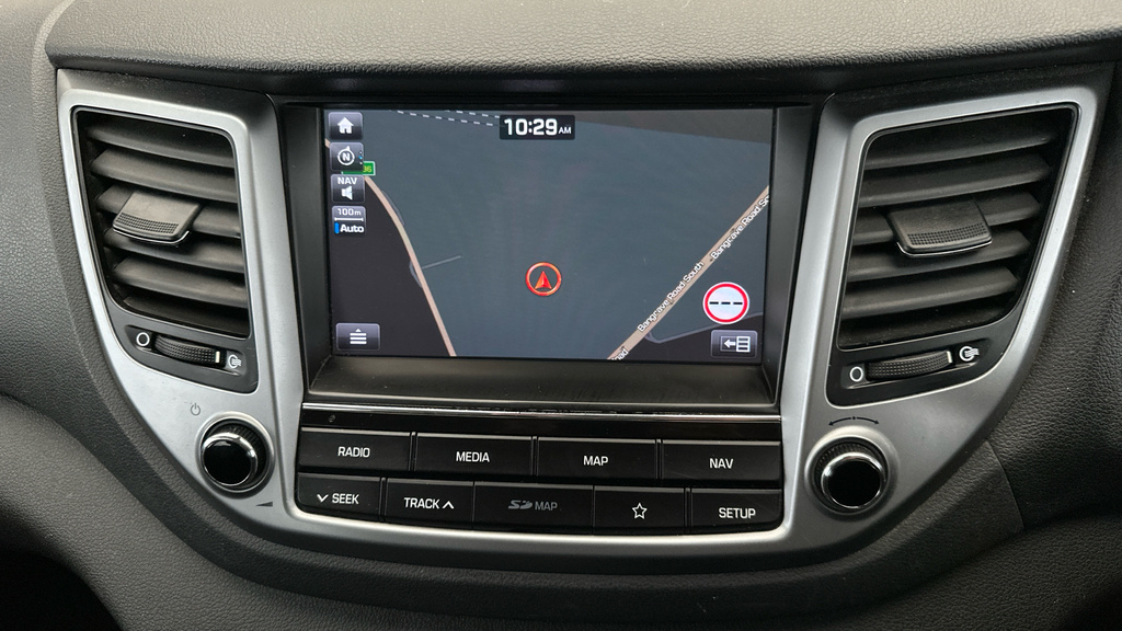 Hyundai Tucson Black #17