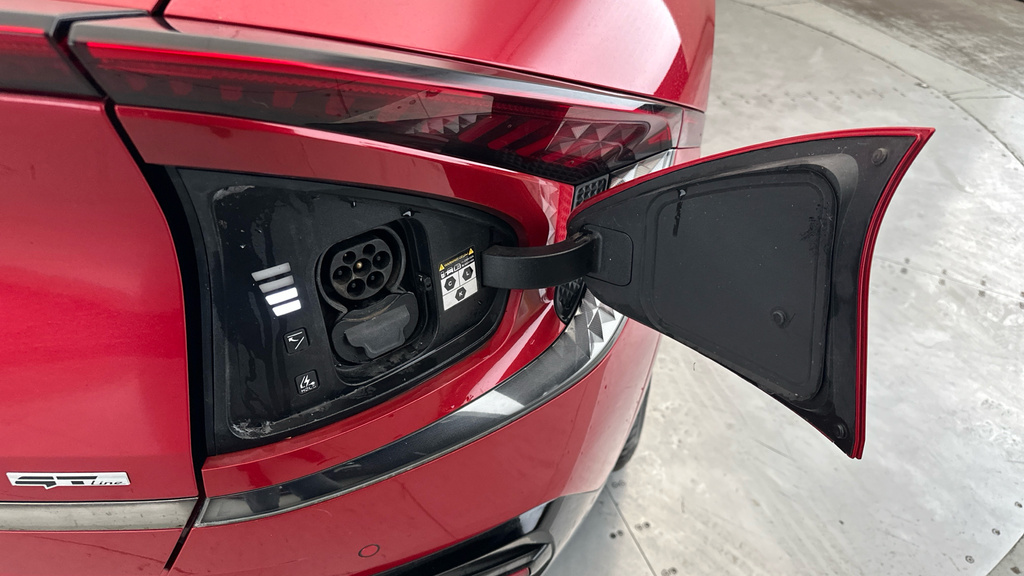 Kia EV6 0.0 Gt-line 77.4Kwh 226 Bhp Red #30