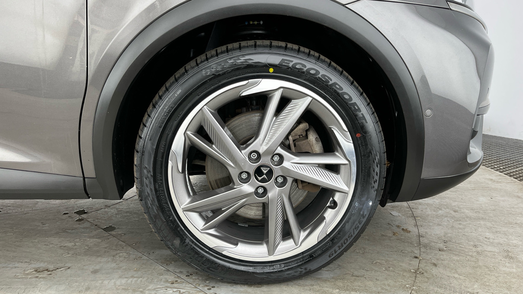 DS DS 7 Crossback 1.5 Bluehdi Performance Line Crossback Eat8 Euro Grey #30