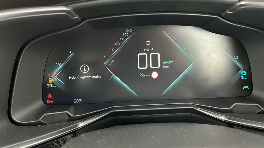 DS DS 7 Crossback 1.5 Bluehdi Performance Line Crossback Eat8 Euro Grey #23