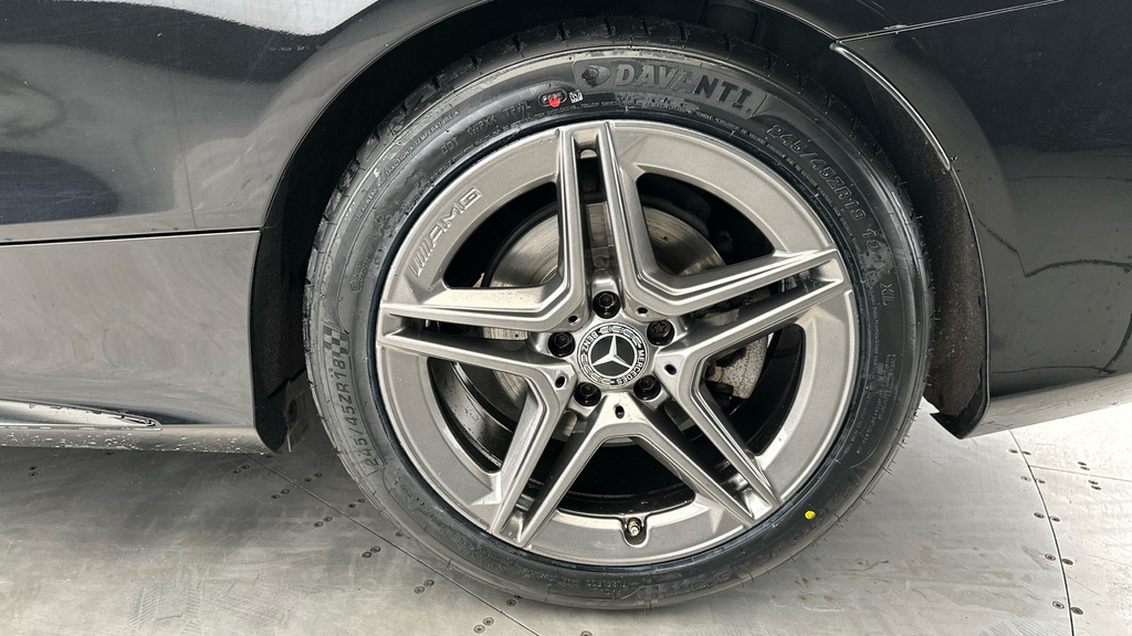 Mercedes-Benz C Class Amg Line Blue #25