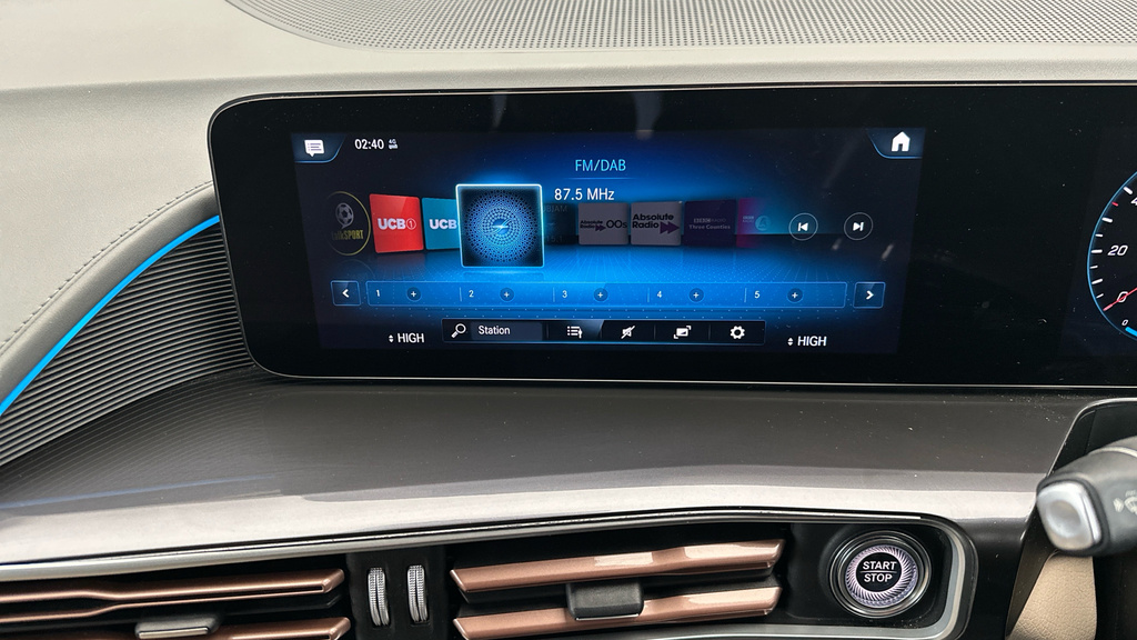 Mercedes-Benz EQC Suv White #18