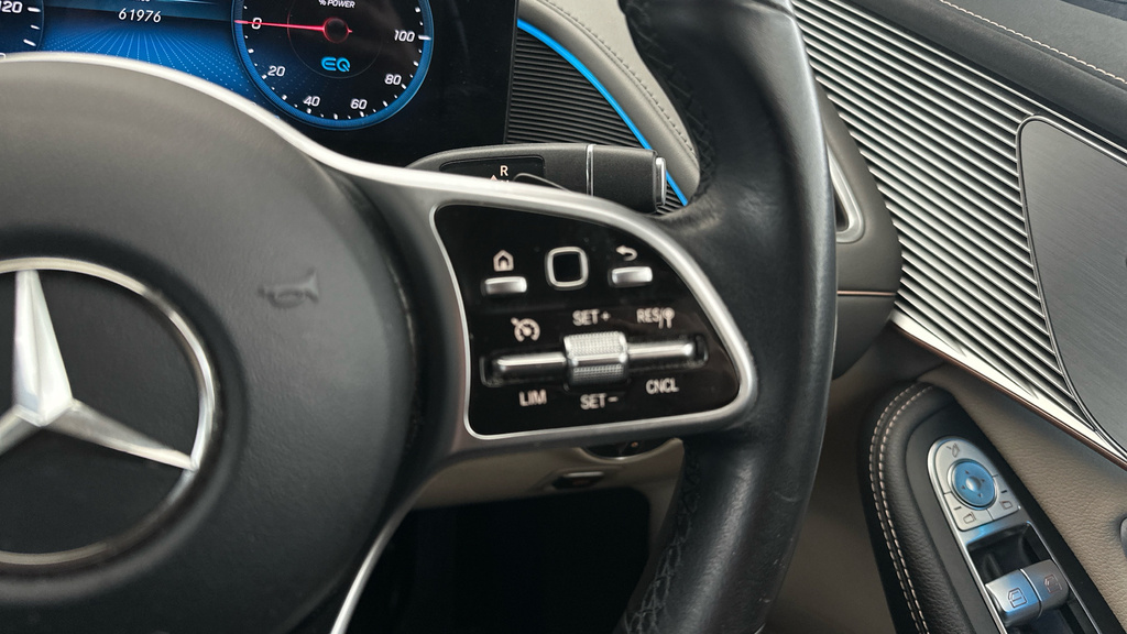 Mercedes-Benz EQC Suv White #15