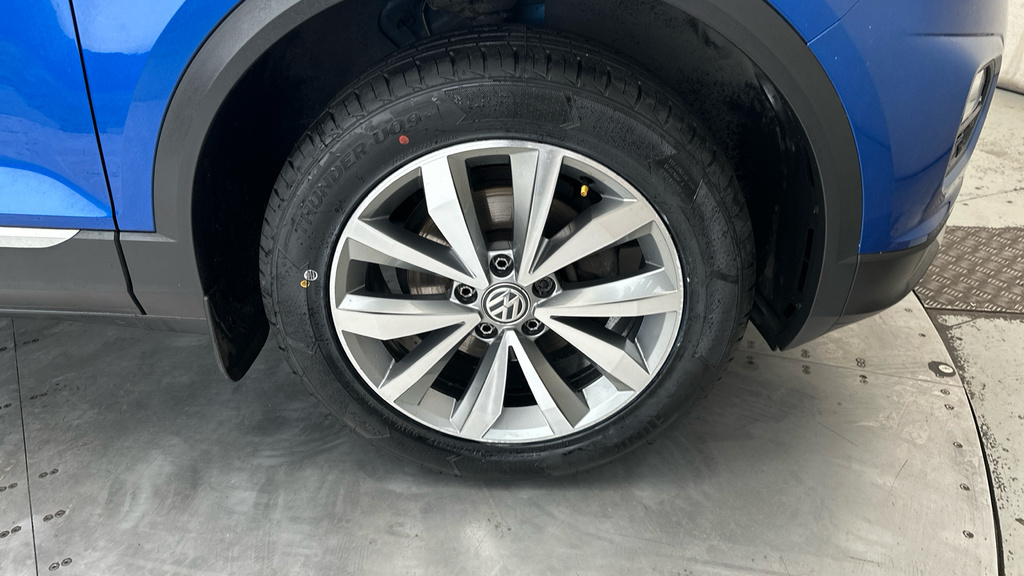 Volkswagen T-Roc Grey #25