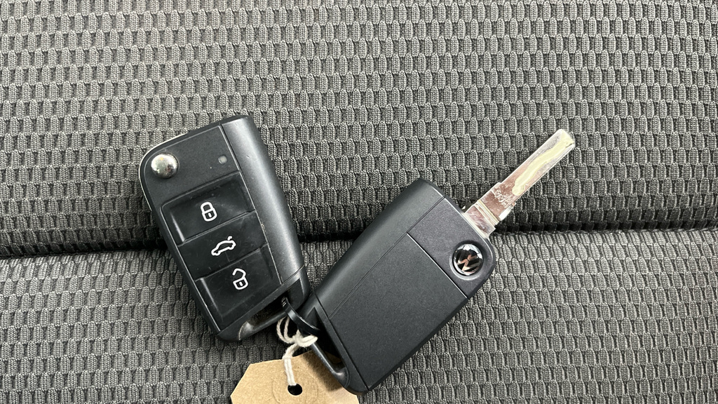 Volkswagen Golf 1.6 Tdi Match Grey #14