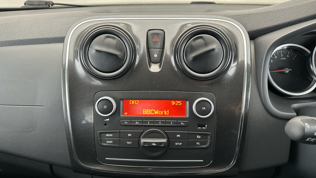 Dacia Sandero 0.9 Tce Essential #12