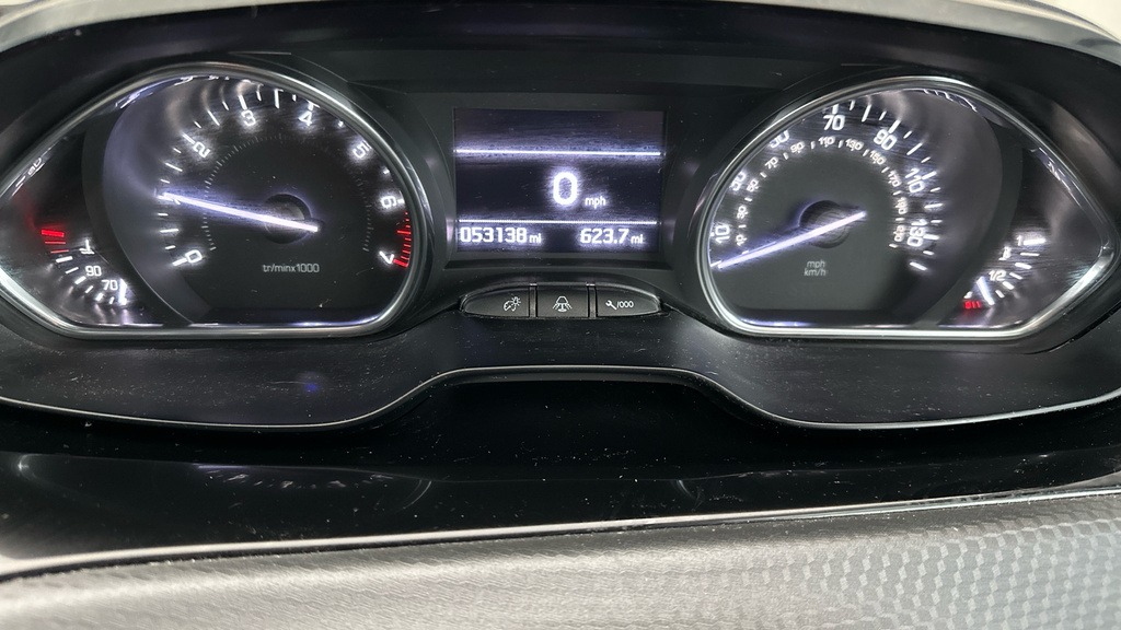 Peugeot 2008 Gt Line Grey #17