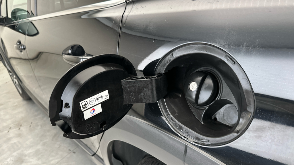 Peugeot 2008 Gt Line Grey #25