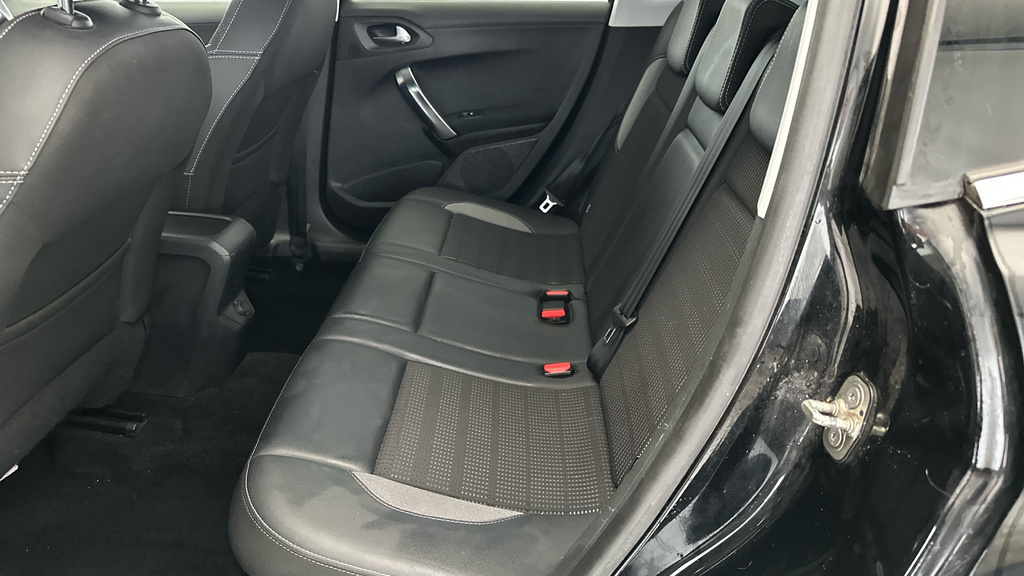 Peugeot 2008 Gt Line Grey #18