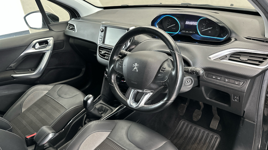 Peugeot 2008 Gt Line Grey #10