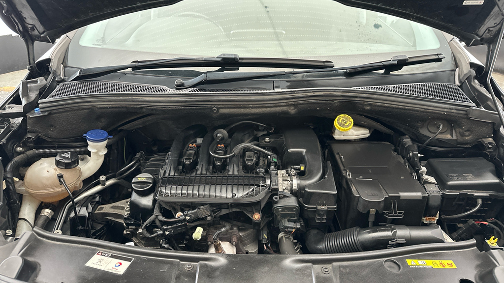 Peugeot 2008 Gt Line Grey #20