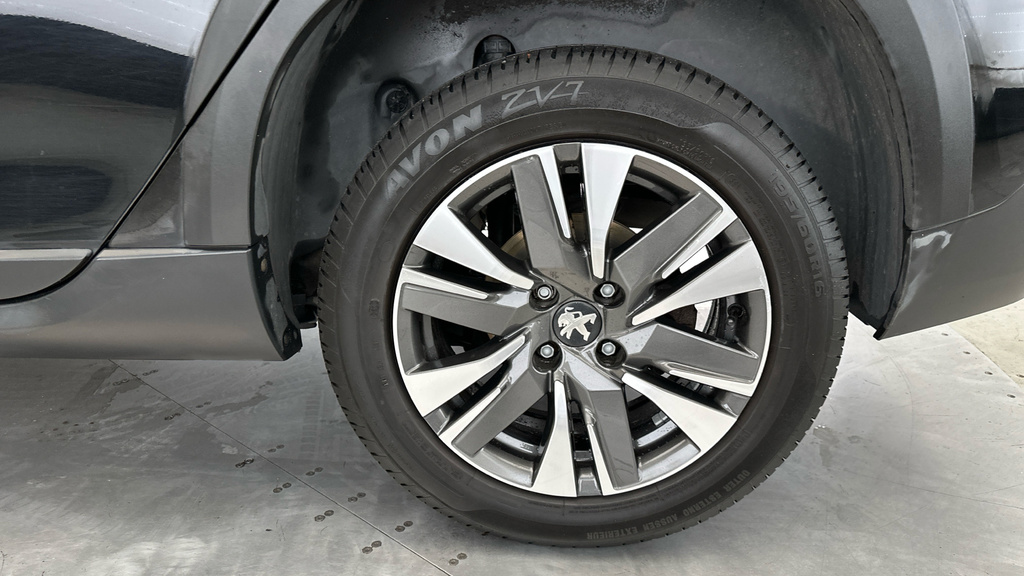 Peugeot 2008 Gt Line Grey #22