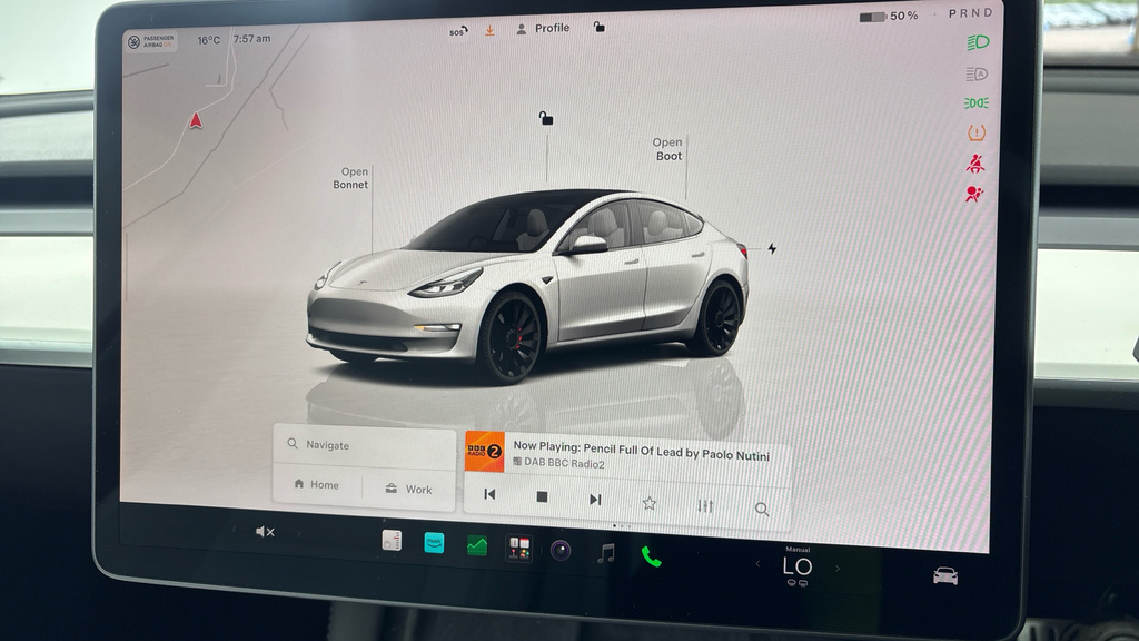 Tesla Model 3 202272 75 Kwh Long Range Saloon Awd 2 K White #15