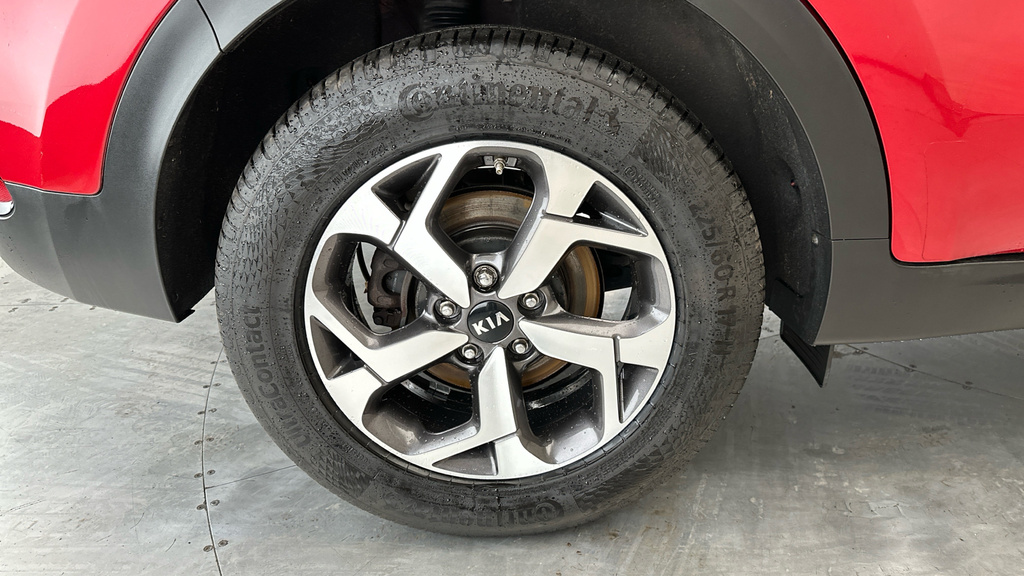 Kia Sportage 2 White #24