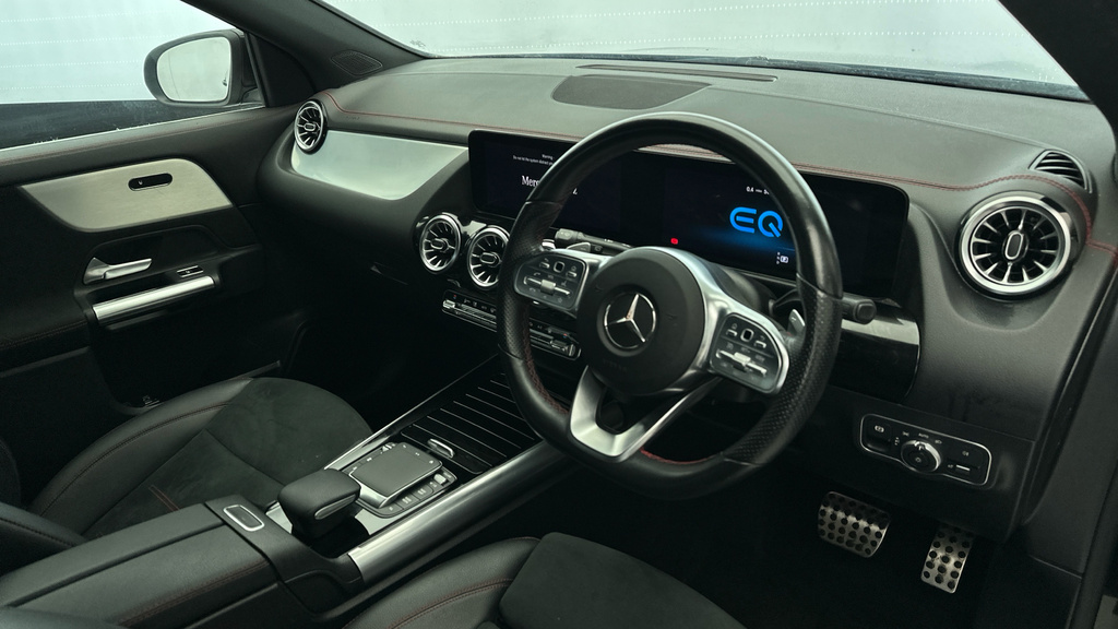 Mercedes-Benz EQA Eqa 300 Amg Line Premium 4Matic White #11