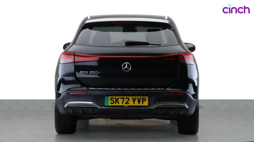 Mercedes-Benz EQA Eqa 300 Amg Line Premium 4Matic White #5