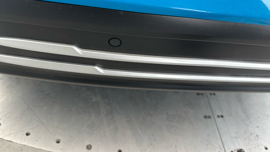 Hyundai Kona Hatchback Grey #4