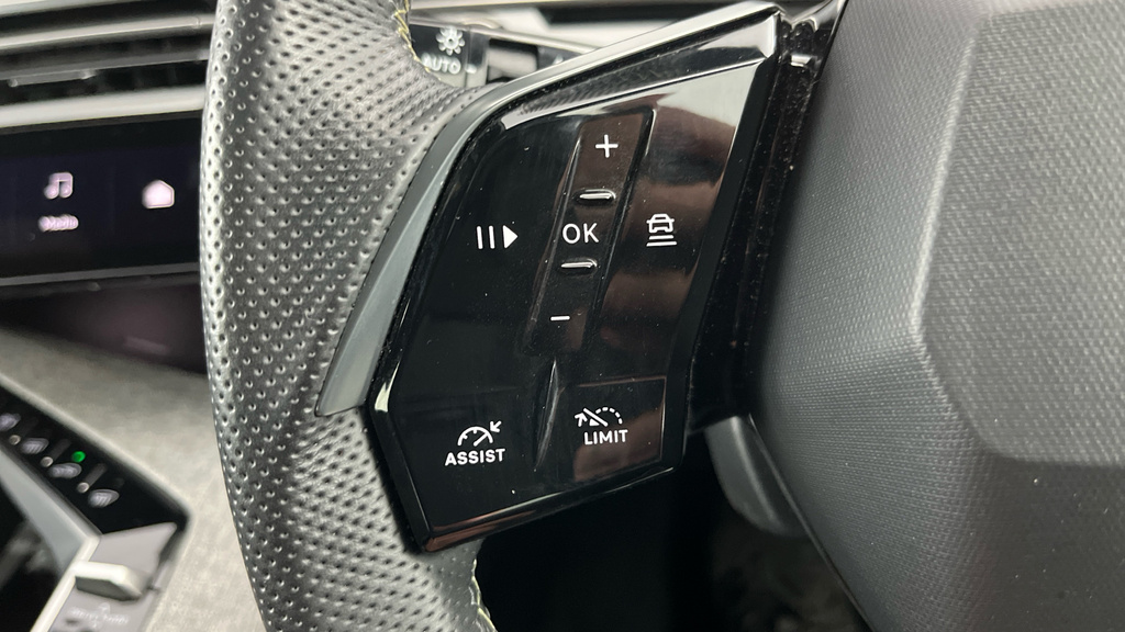 Peugeot 5008 Active Blue #15