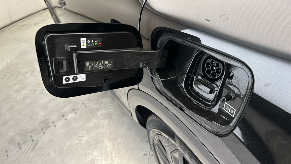 Citroen e-C4 50Kwh Shine Plus Hatchback 7.4K  #27