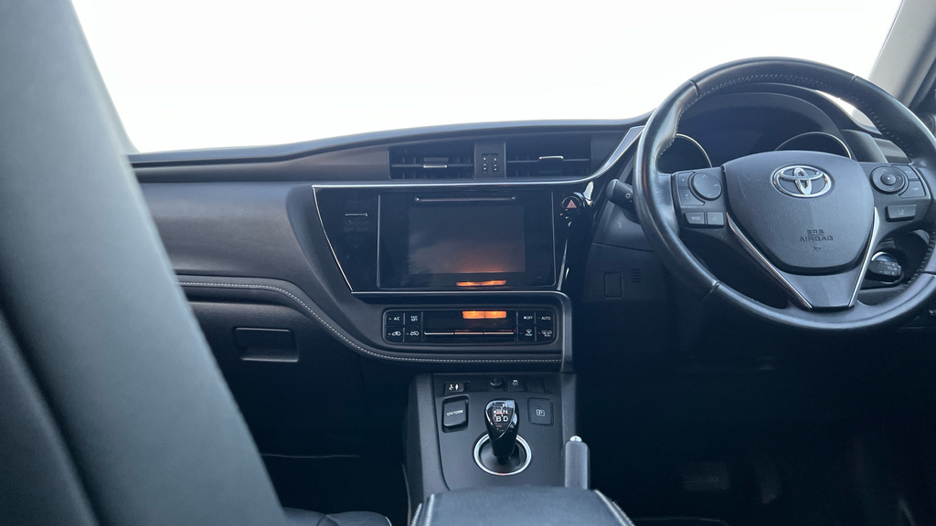 Toyota Auris Grey #12