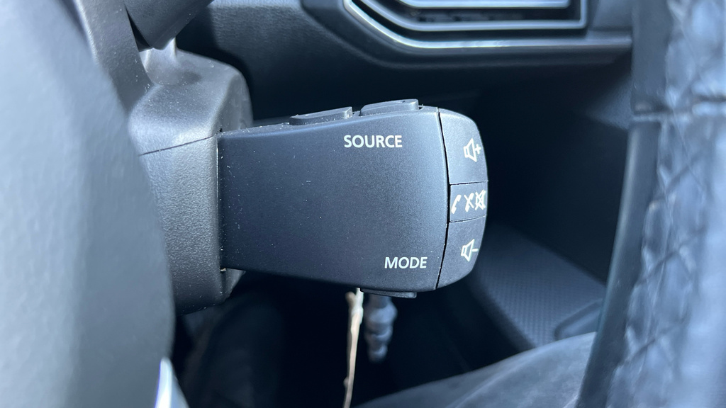 Dacia Sandero 1.0 Sce Essential Red #31