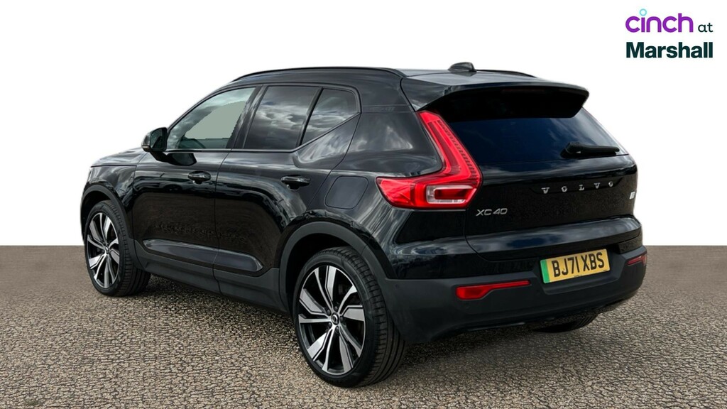 Volvo XC40 2.0 B4p R Design Black #5