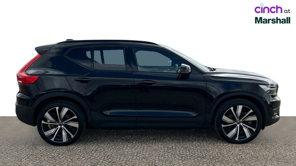 Volvo XC40 2.0 B4p R Design Black #2