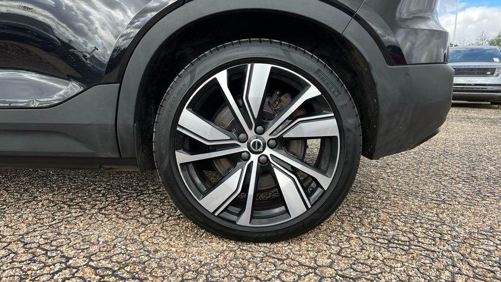 Volvo XC40 2.0 B4p R Design Black #19