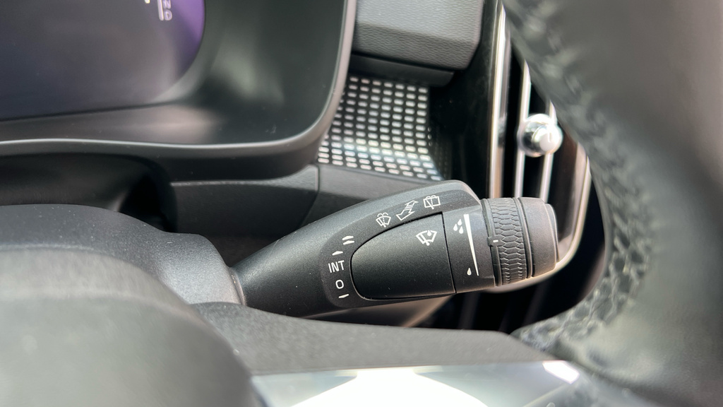 Volvo XC40 2.0 B4p R Design Black #32