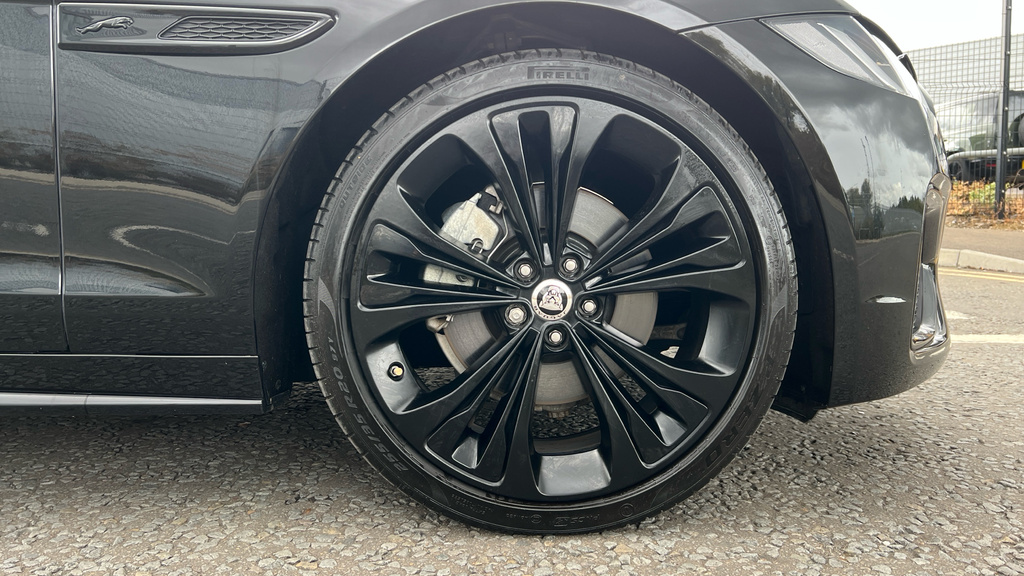 Jaguar XF D200 R-dynamic Hse Black Black #22