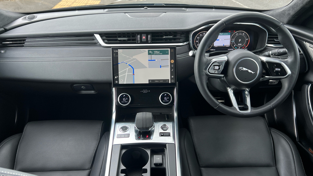 Jaguar XF D200 R-dynamic Hse Black Black #23