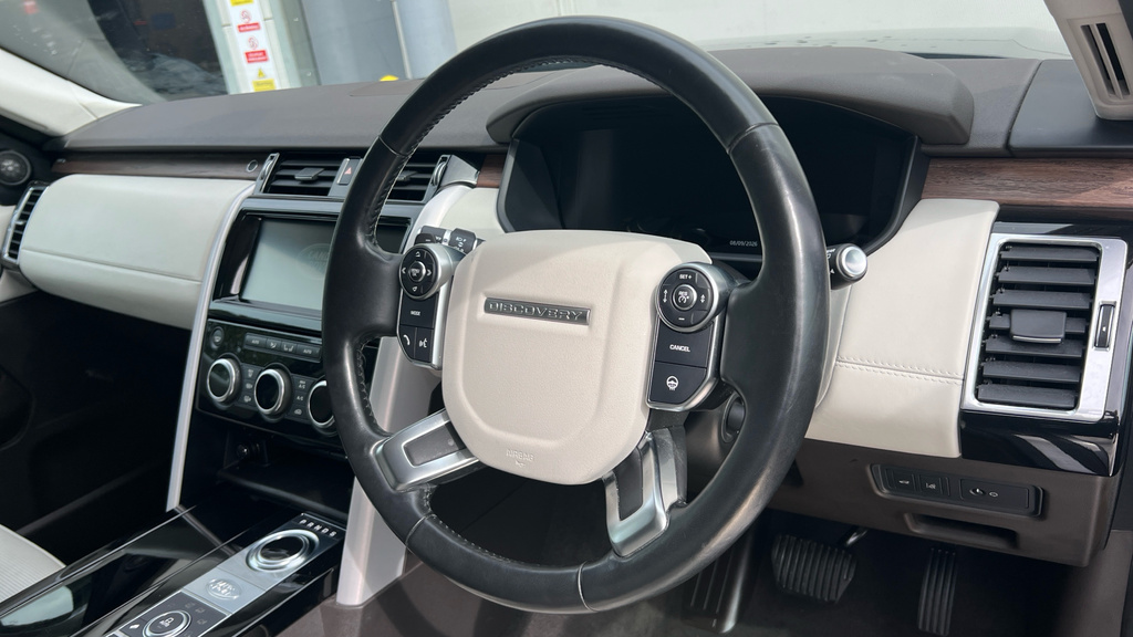 Land Rover Discovery Hse White #9