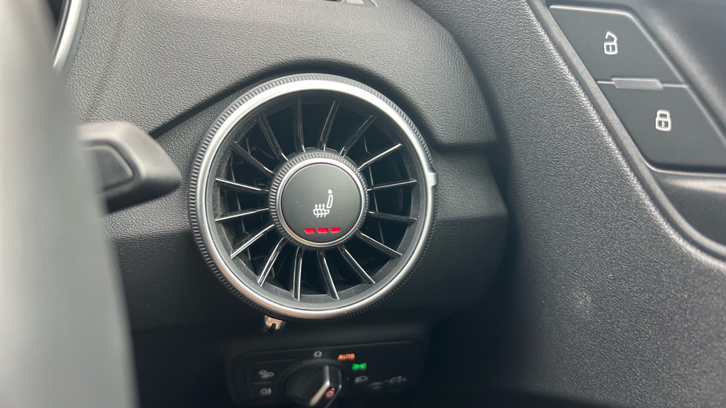 Audi TT 45 Tfsi S Line S Tronic Black #24