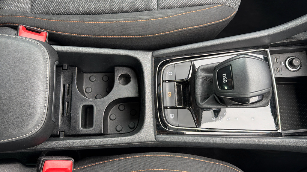 Skoda Karoq Grey #35