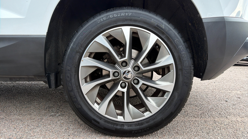Skoda Karoq Grey #18