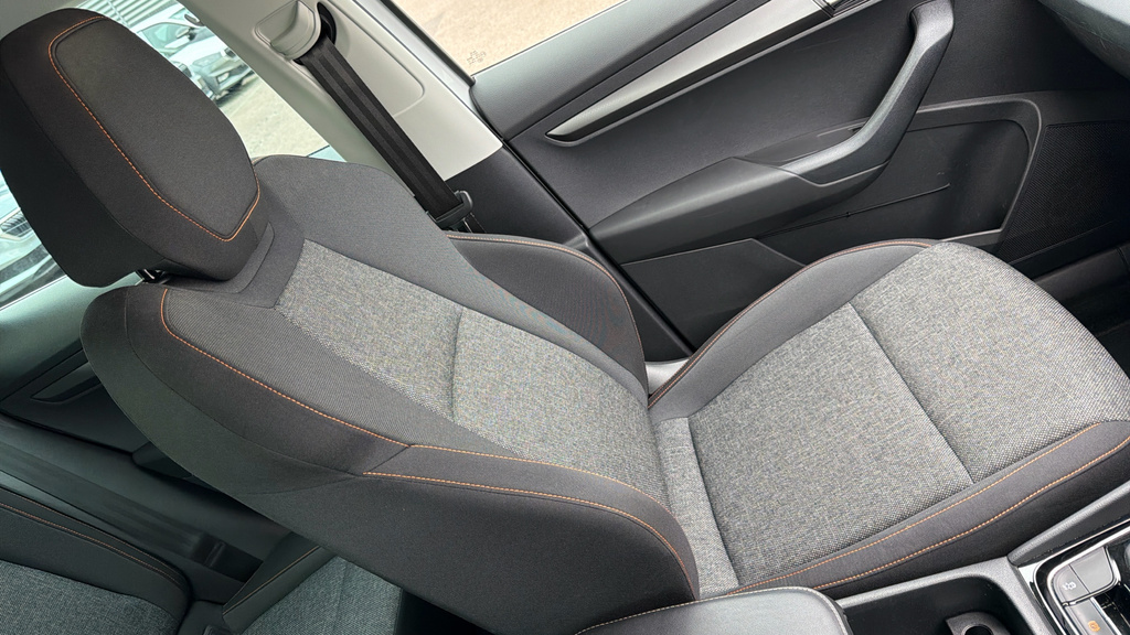 Skoda Karoq Grey #38