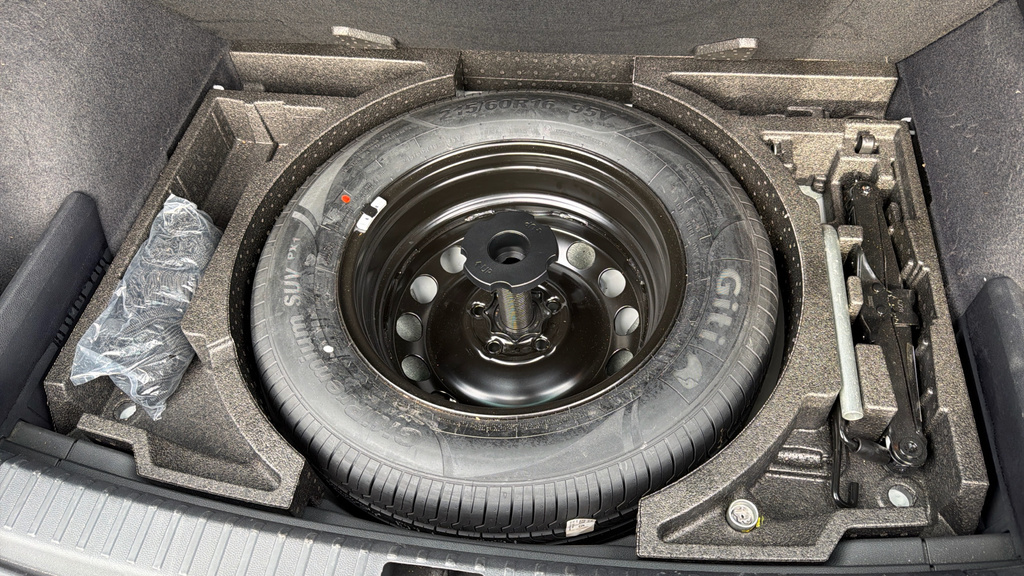 Skoda Karoq Grey #30