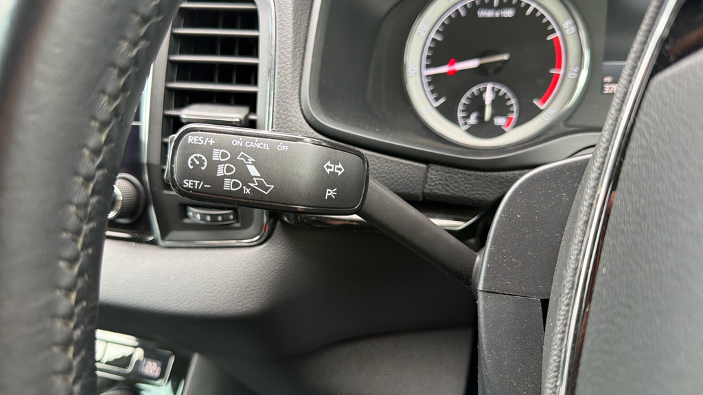 Skoda Karoq Grey #33
