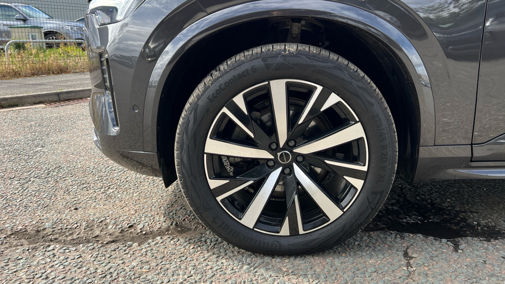 Volvo XC90 Ultra Black #20