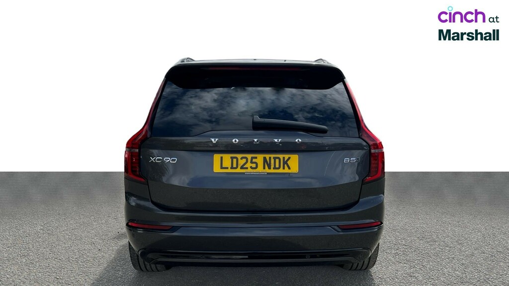Volvo XC90 Ultra Black #4